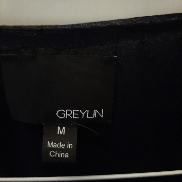 Long black tank - Picture 2 of 2